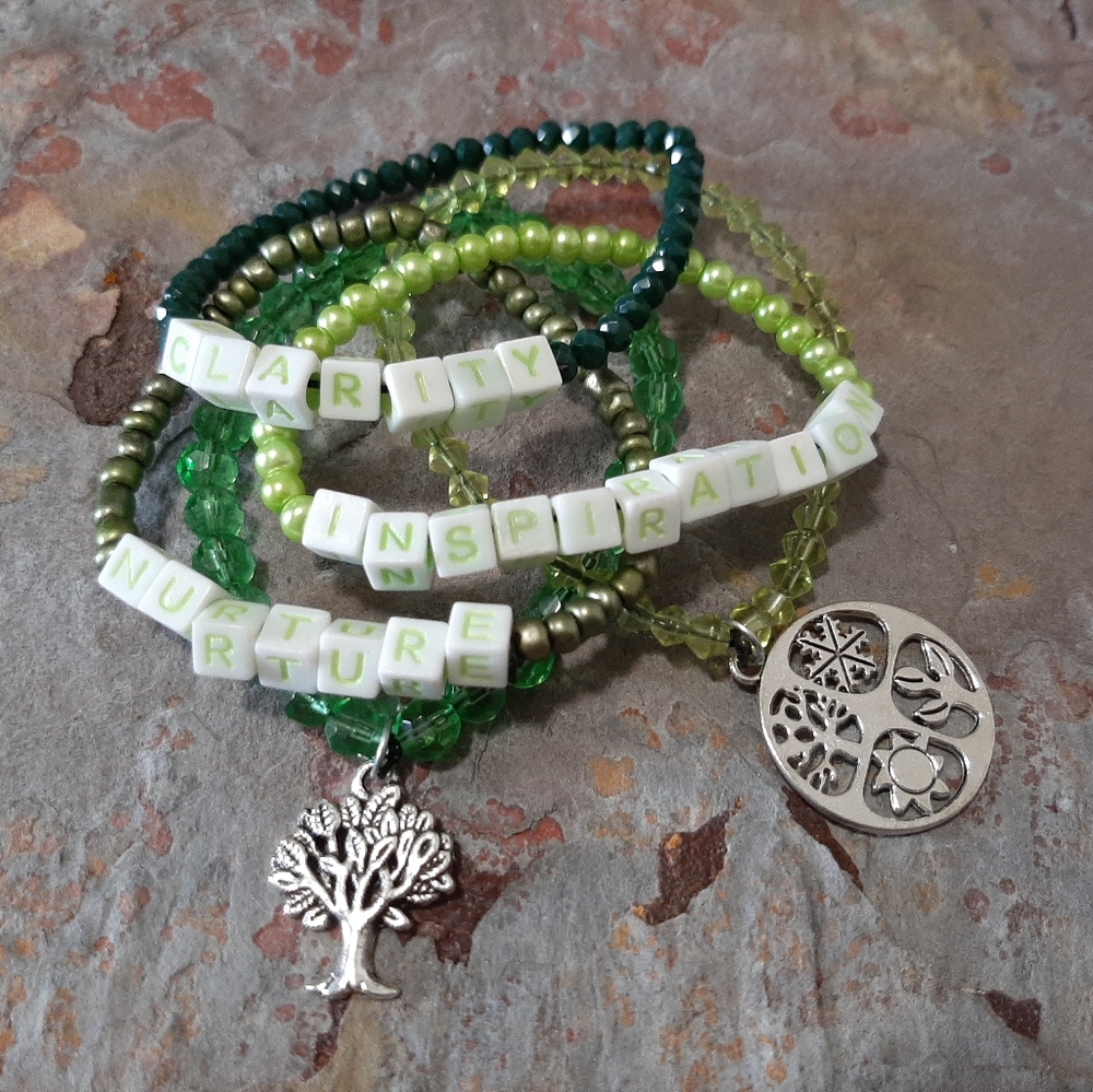 Inspirational green stretch bracelet set (set of 5